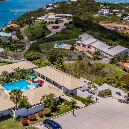 Royal Villa With A Huge Swimming Pool Cowell Battery Ngoại thất bức ảnh