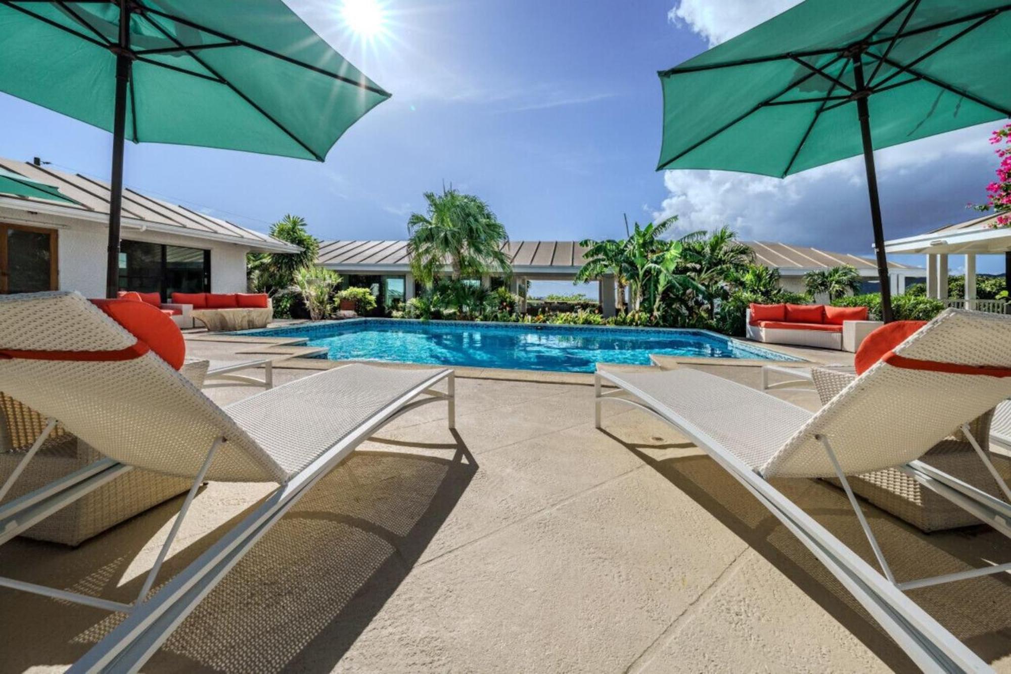 Royal Villa With A Huge Swimming Pool Cowell Battery Ngoại thất bức ảnh