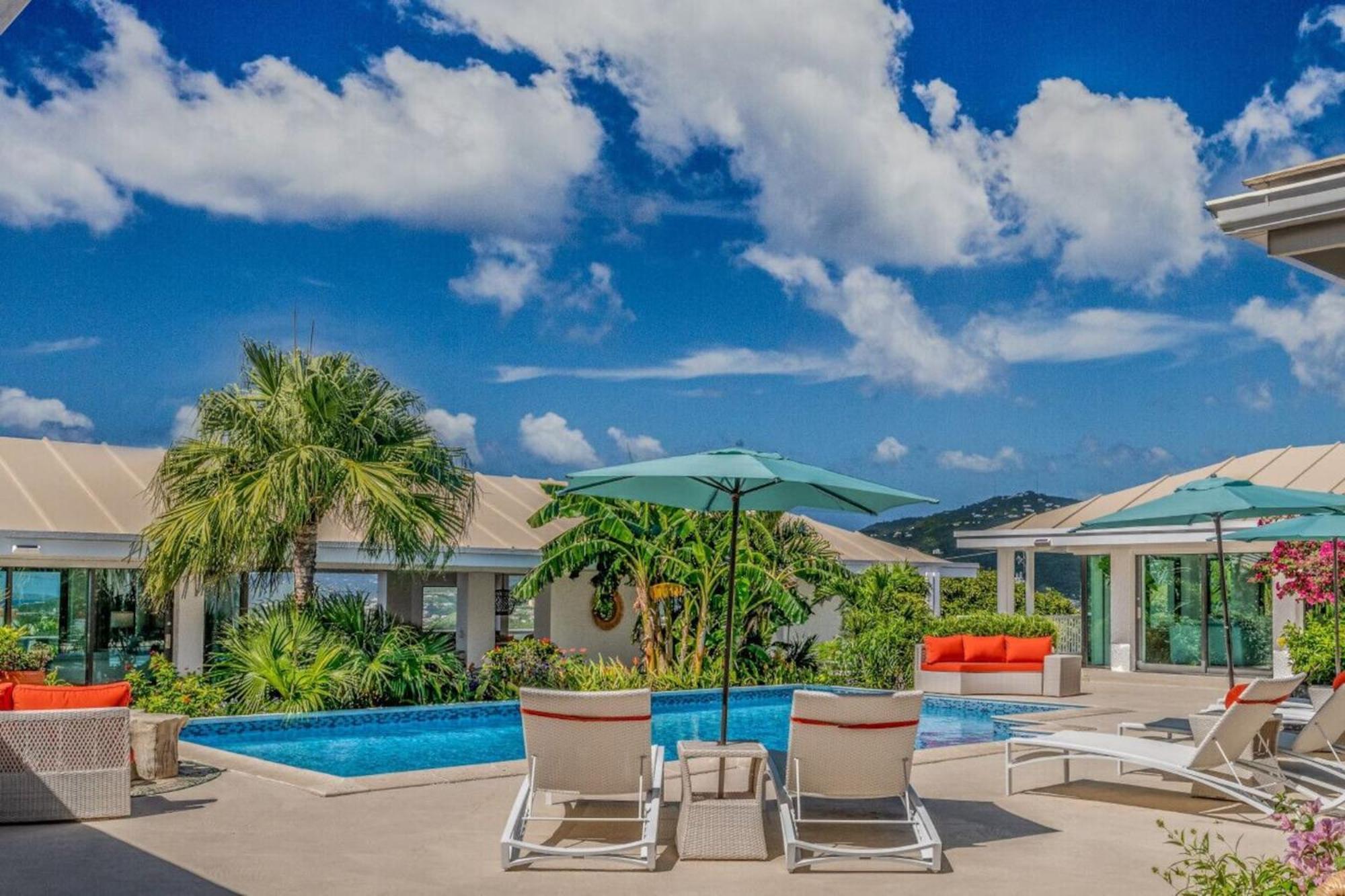 Royal Villa With A Huge Swimming Pool Cowell Battery Ngoại thất bức ảnh