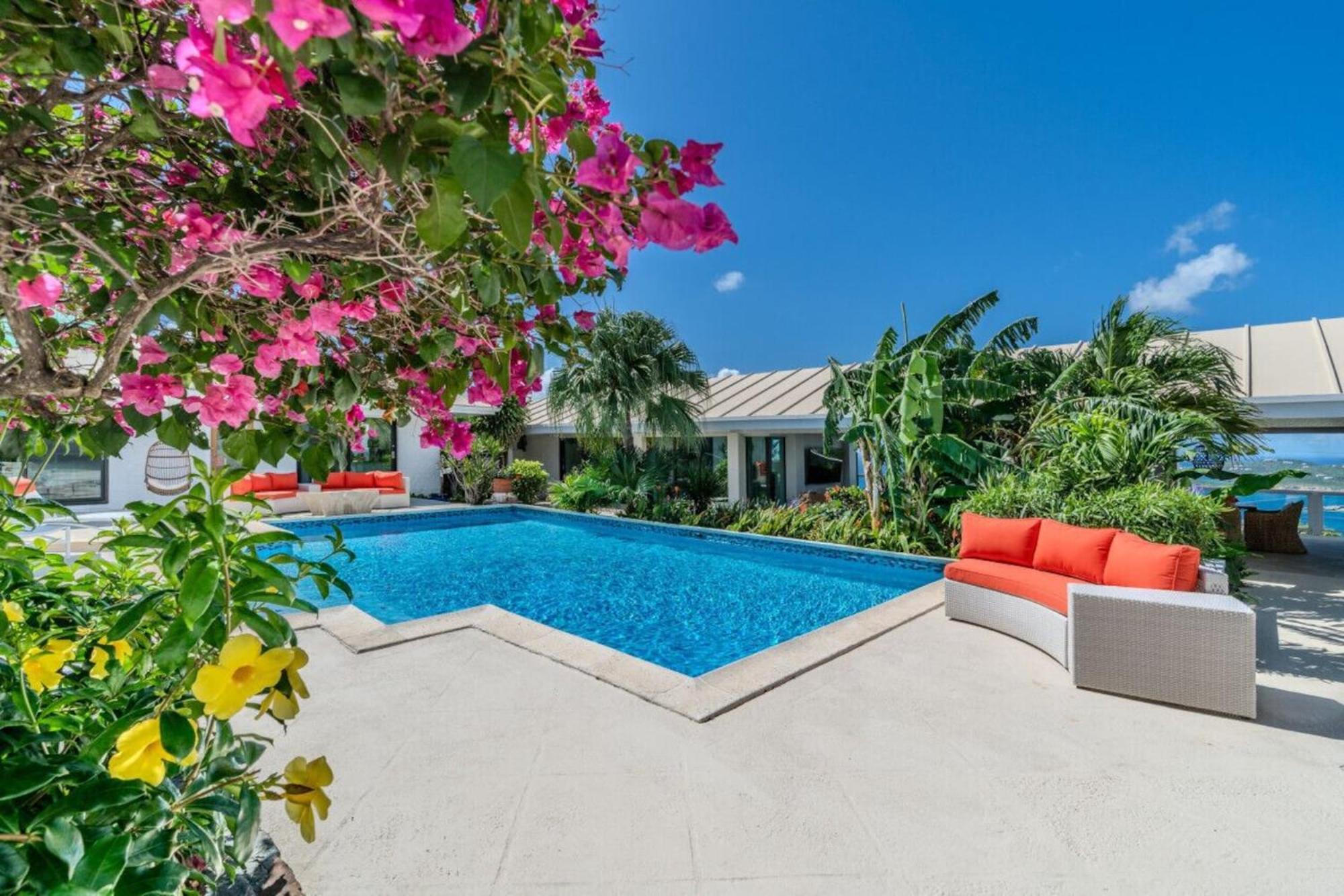 Royal Villa With A Huge Swimming Pool Cowell Battery Ngoại thất bức ảnh