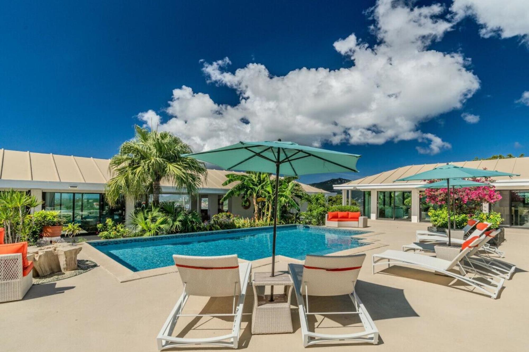 Royal Villa With A Huge Swimming Pool Cowell Battery Ngoại thất bức ảnh