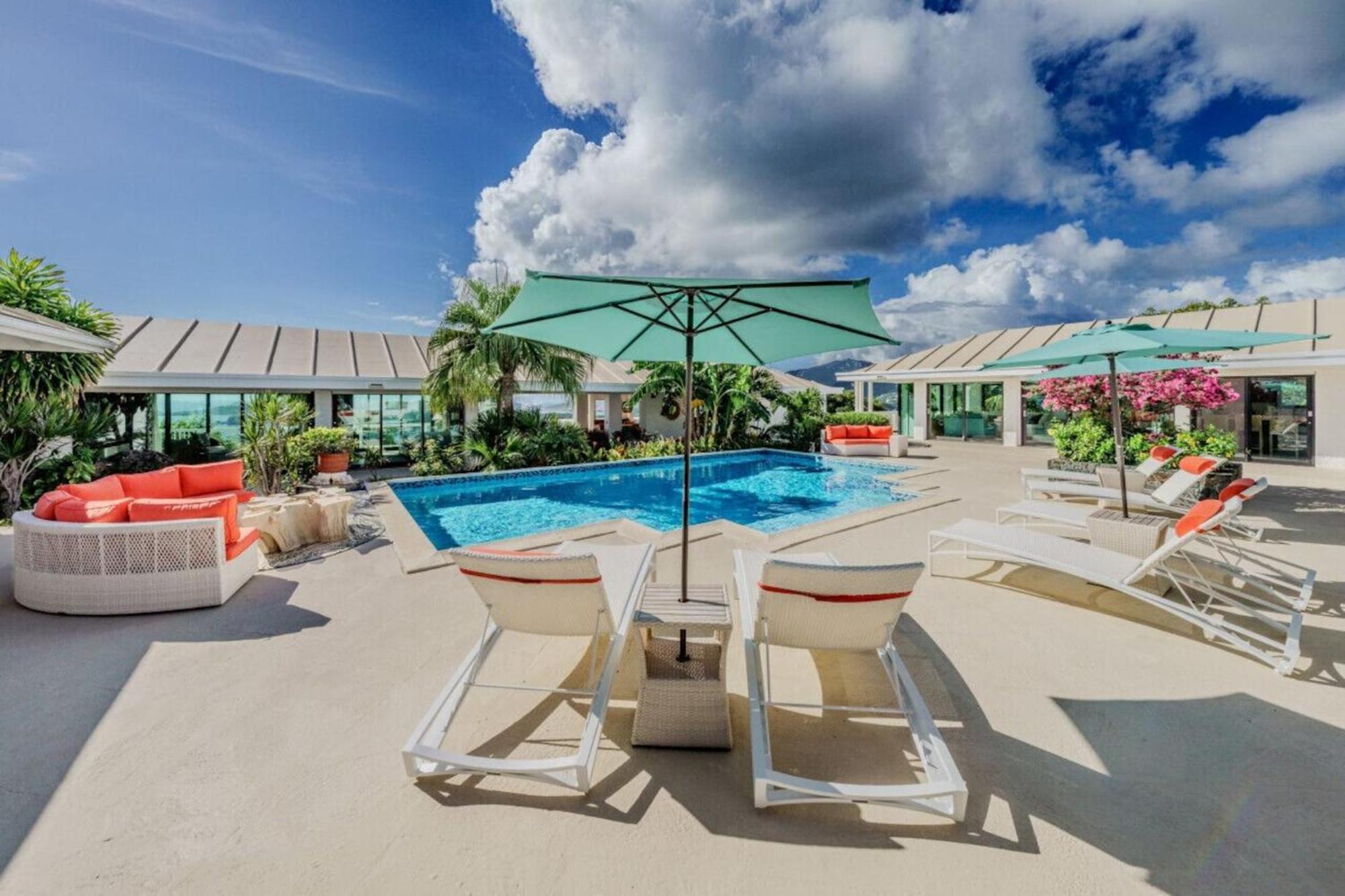 Royal Villa With A Huge Swimming Pool Cowell Battery Ngoại thất bức ảnh