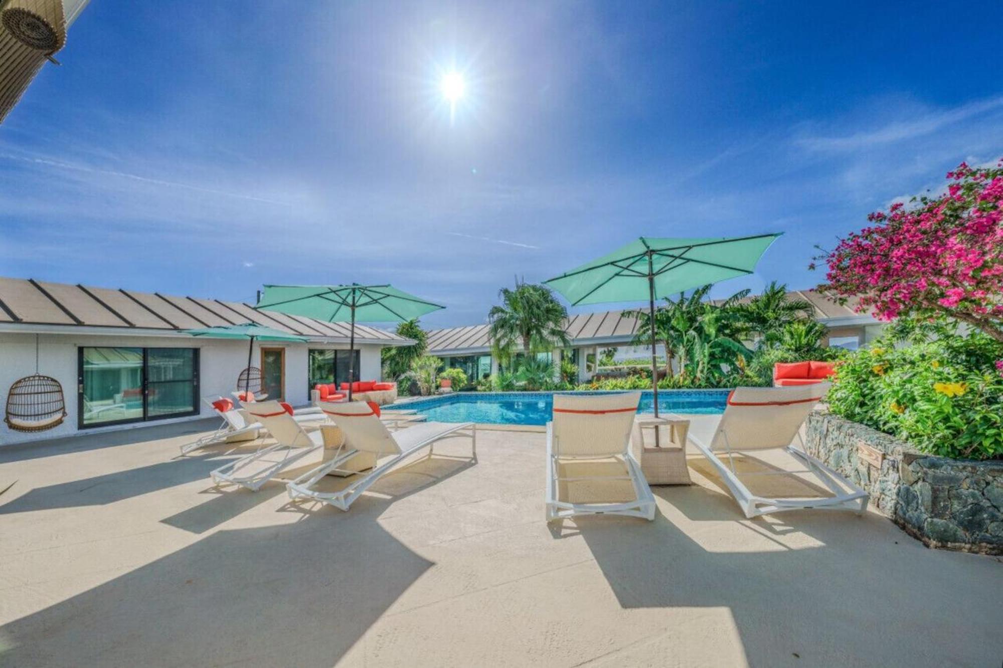 Royal Villa With A Huge Swimming Pool Cowell Battery Ngoại thất bức ảnh